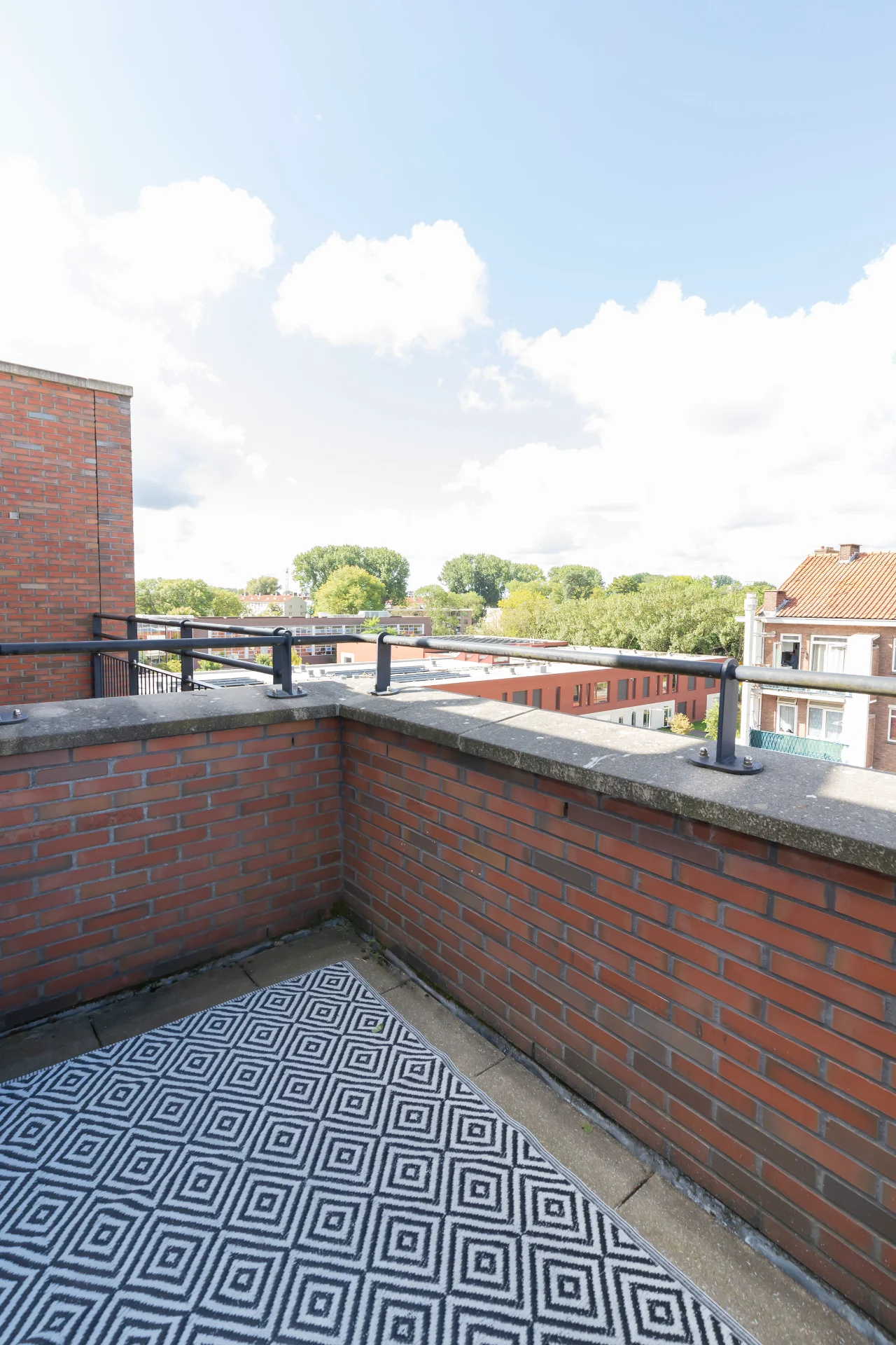 Bedroom PLUS your own PRIVATE living space in Amsterdam West — foto 5